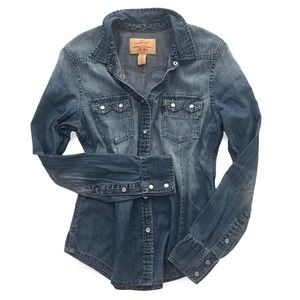Levi’s Western Denim Shirt w/Pearl Snaps